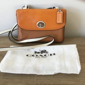 Vintage Coach Color Block Dylan Mini Crossbody Wallet Bag with Turn Lock Closure